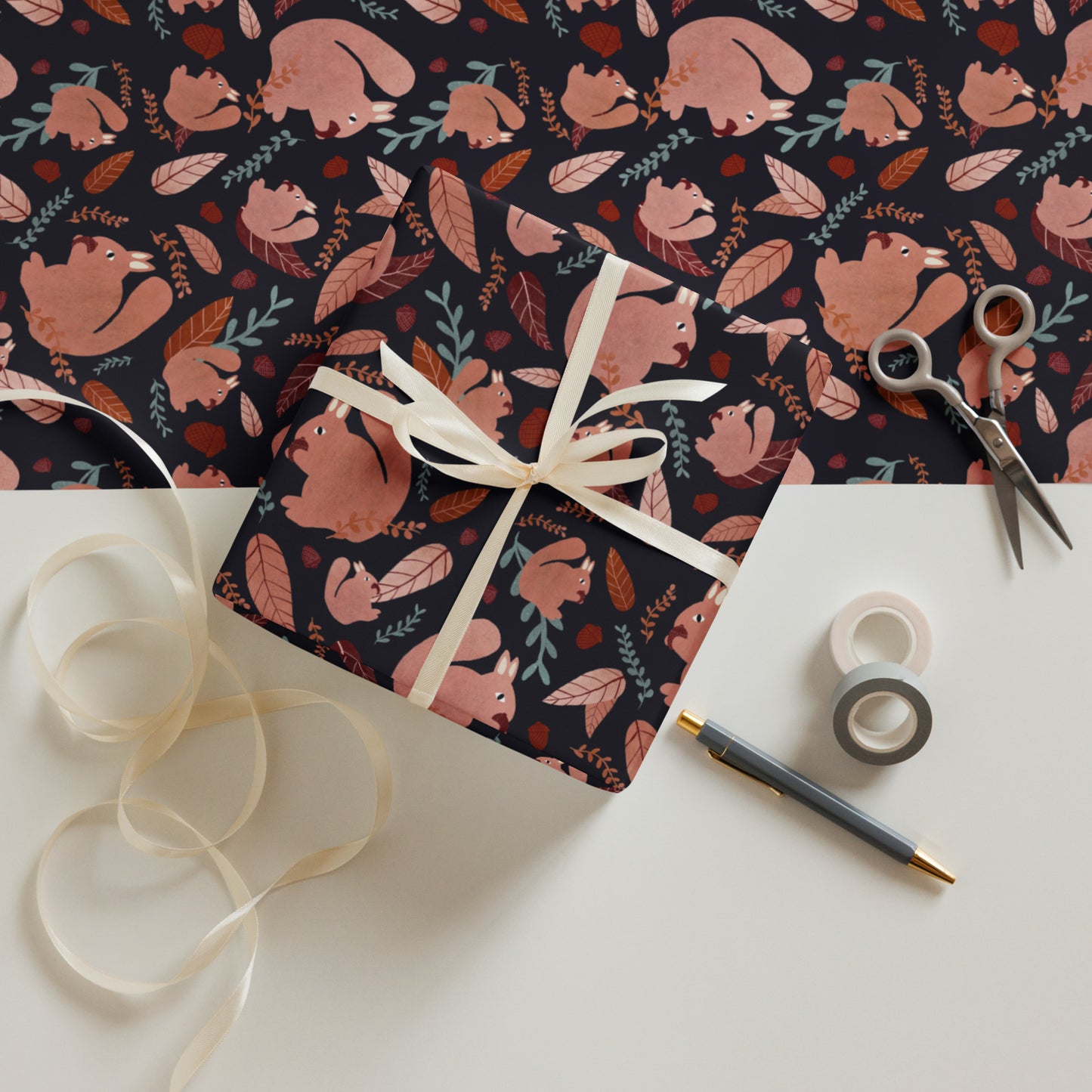 Wrapping paper sheets (Squirrel/Dogs)